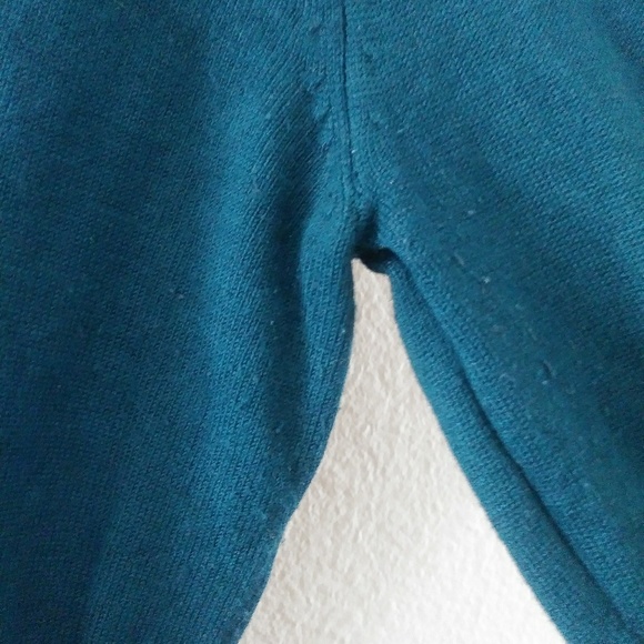 Sweater - Picture 5 of 7